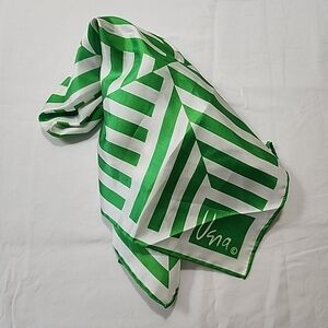 Vintage Vera Neuman Silk Blend Green White Geometric Signed Scarf